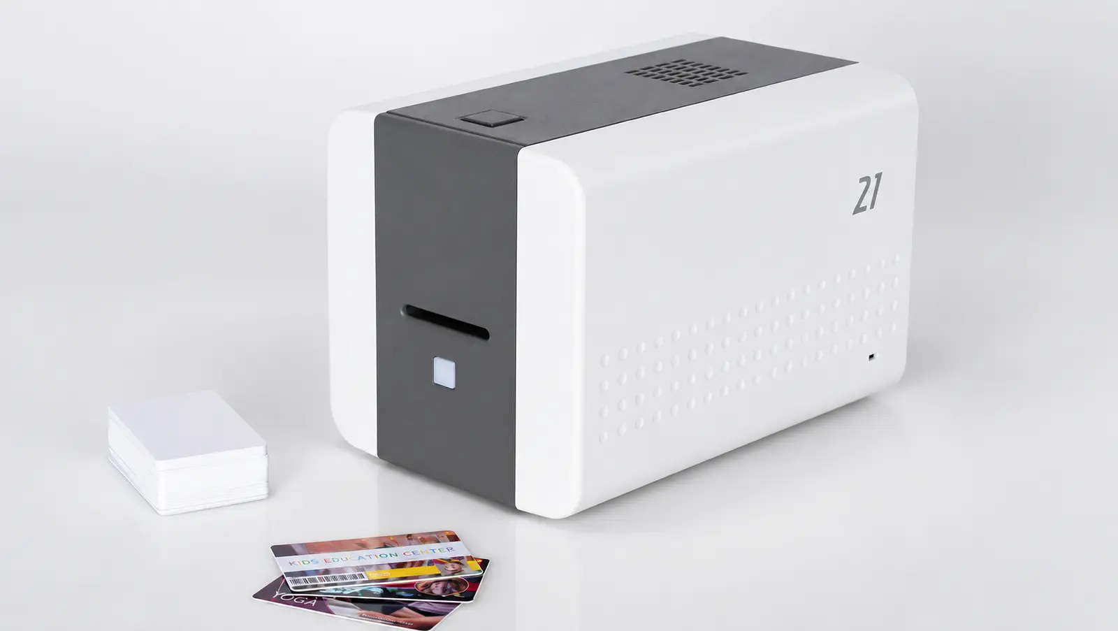 Plastkortprinter 21 startpakke med plastkort og farvebånd