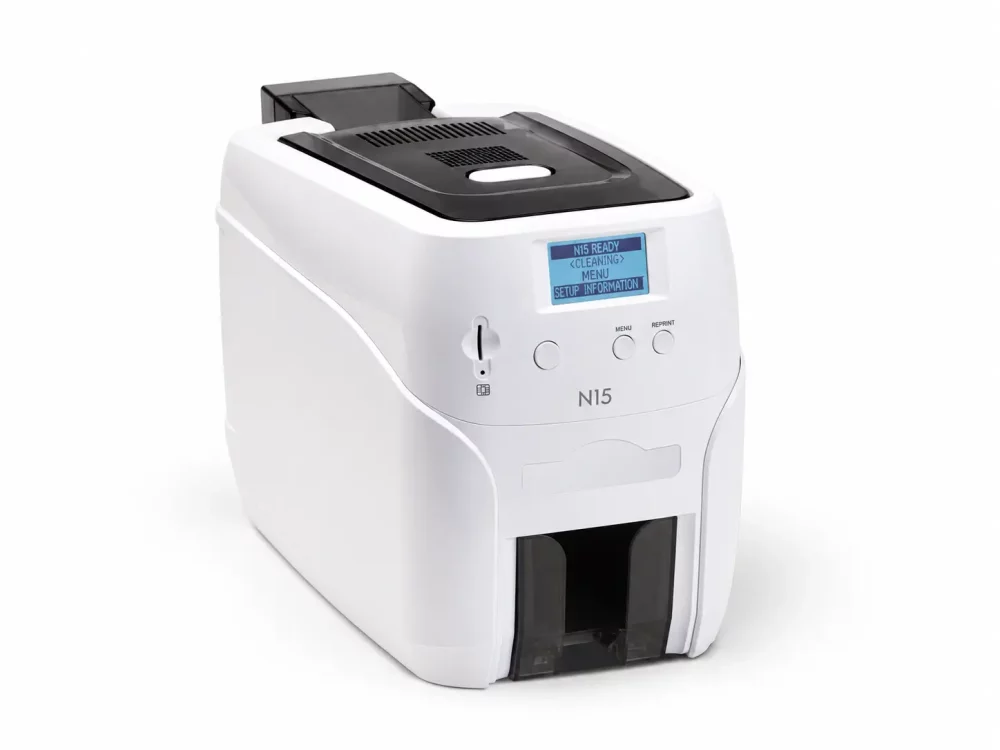 plastkortprinter-n15-front-vinkel Plastkortprinter N15 startpakke – front og side